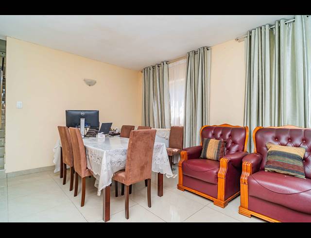 3 BEDROOM DUPLEX FOR SALE IN RESERVOIR HILLS